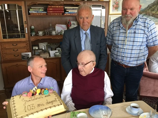 Johan Nikolai Stoksund er død.