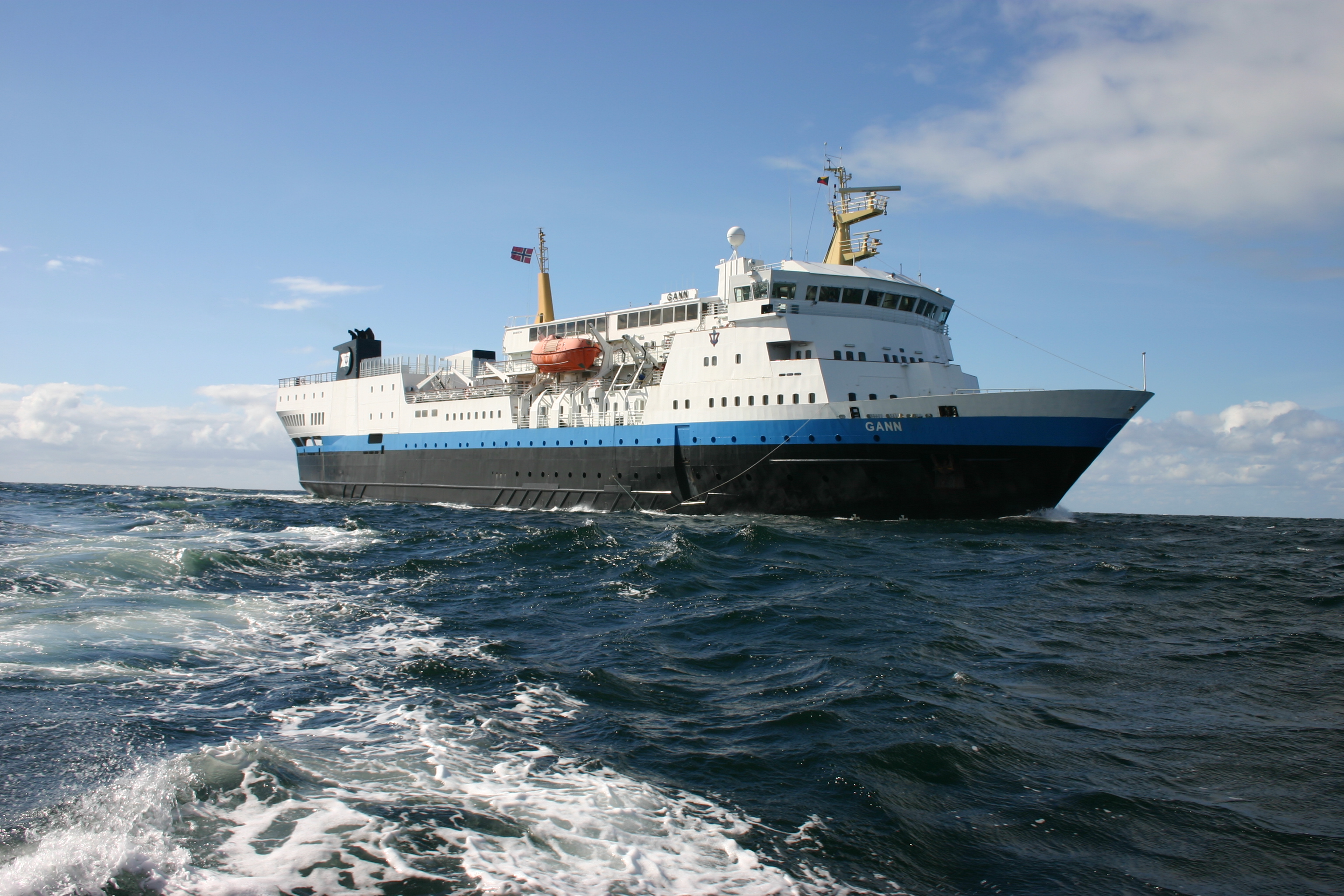 Det har Han også gjort med skoleskipet Gann.