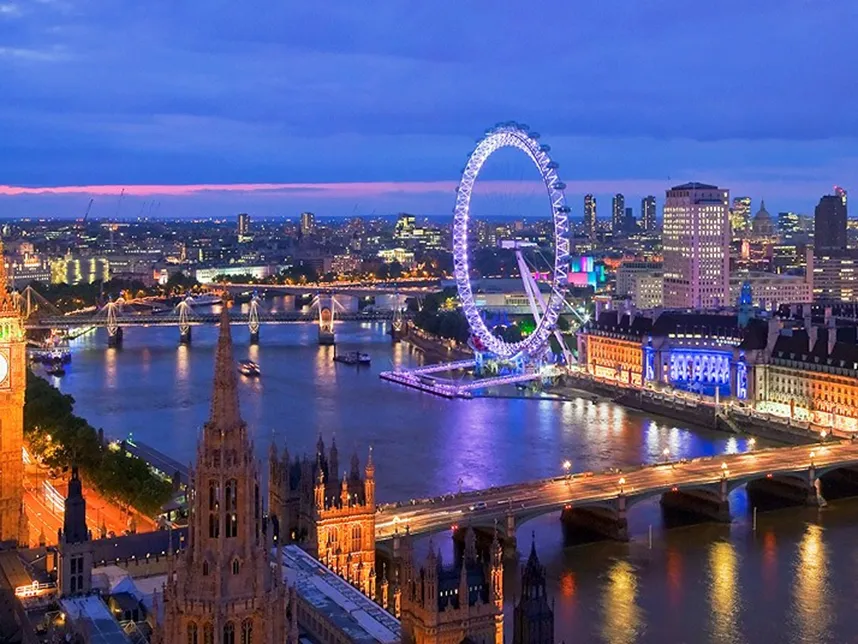 Bli med på cruise i den Engelske kanal