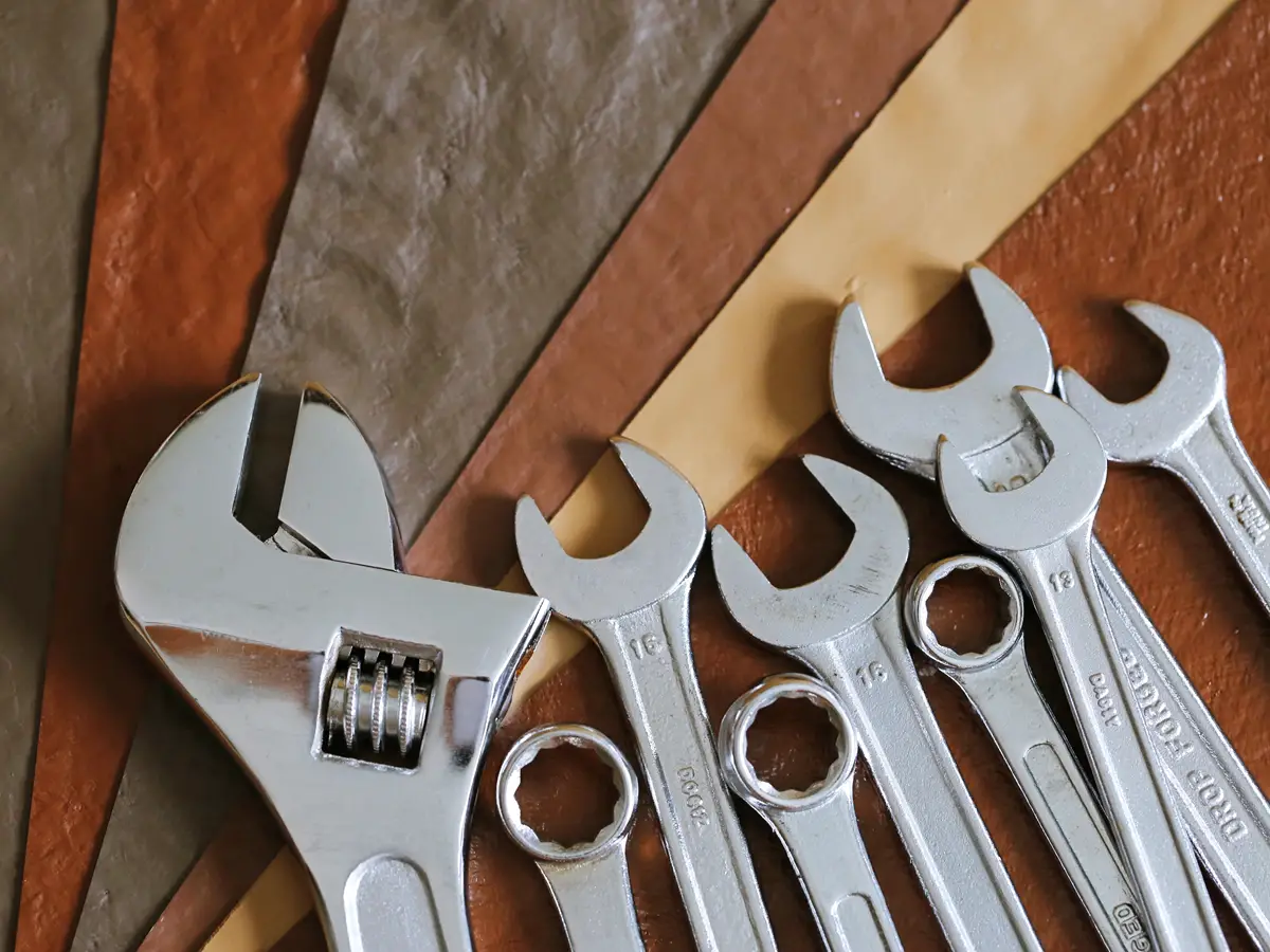 Mekanisk fagbrev?  Motormann?  Maskinist? 